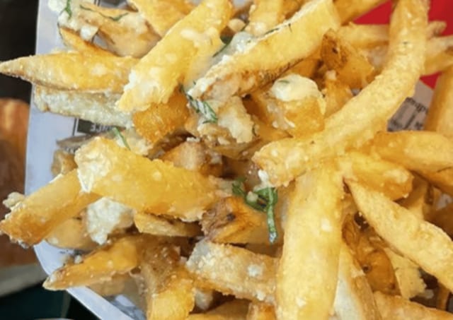 Frites.
